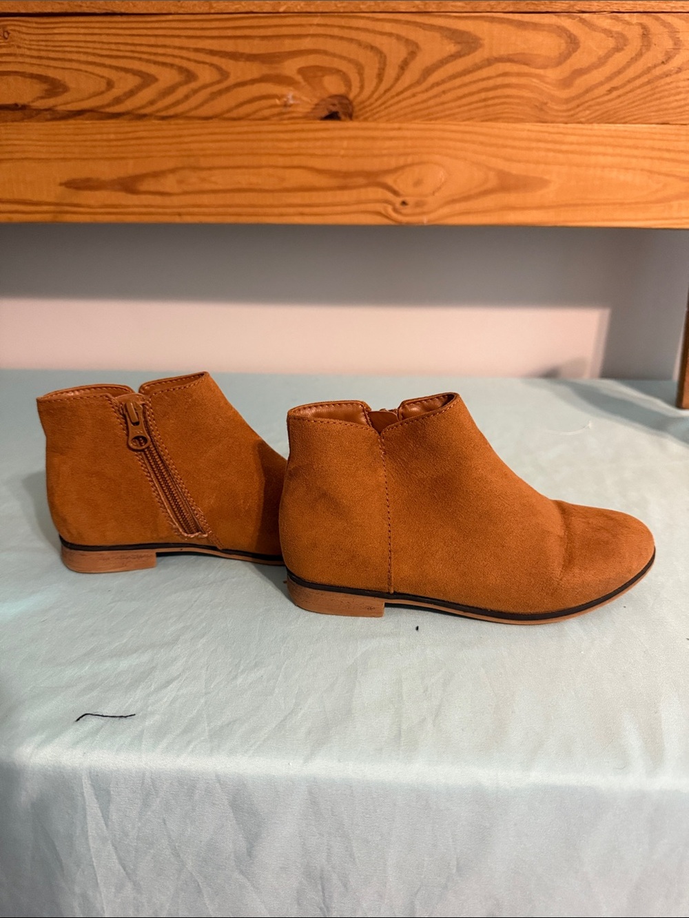 Cat & Jack Girls Tan Suede Ankle Booties with Side Zip